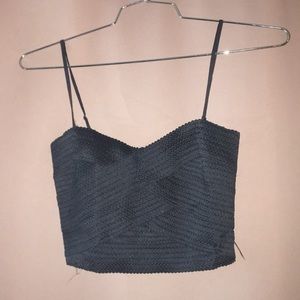 Black tank crop top!